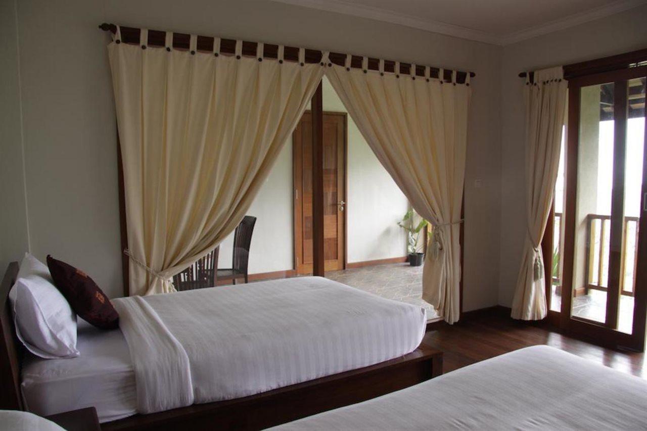Munduk Sari Resort Exterior photo