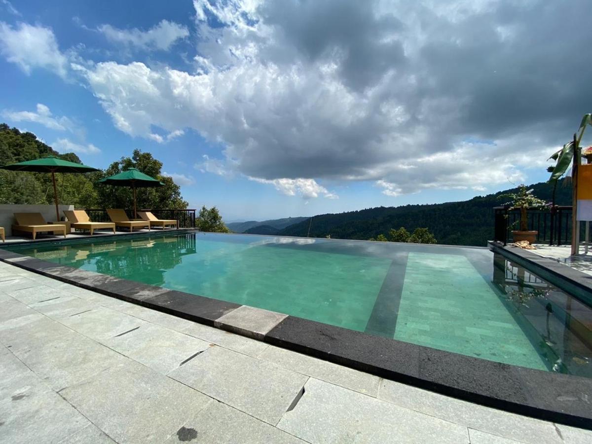 Munduk Sari Resort Exterior photo