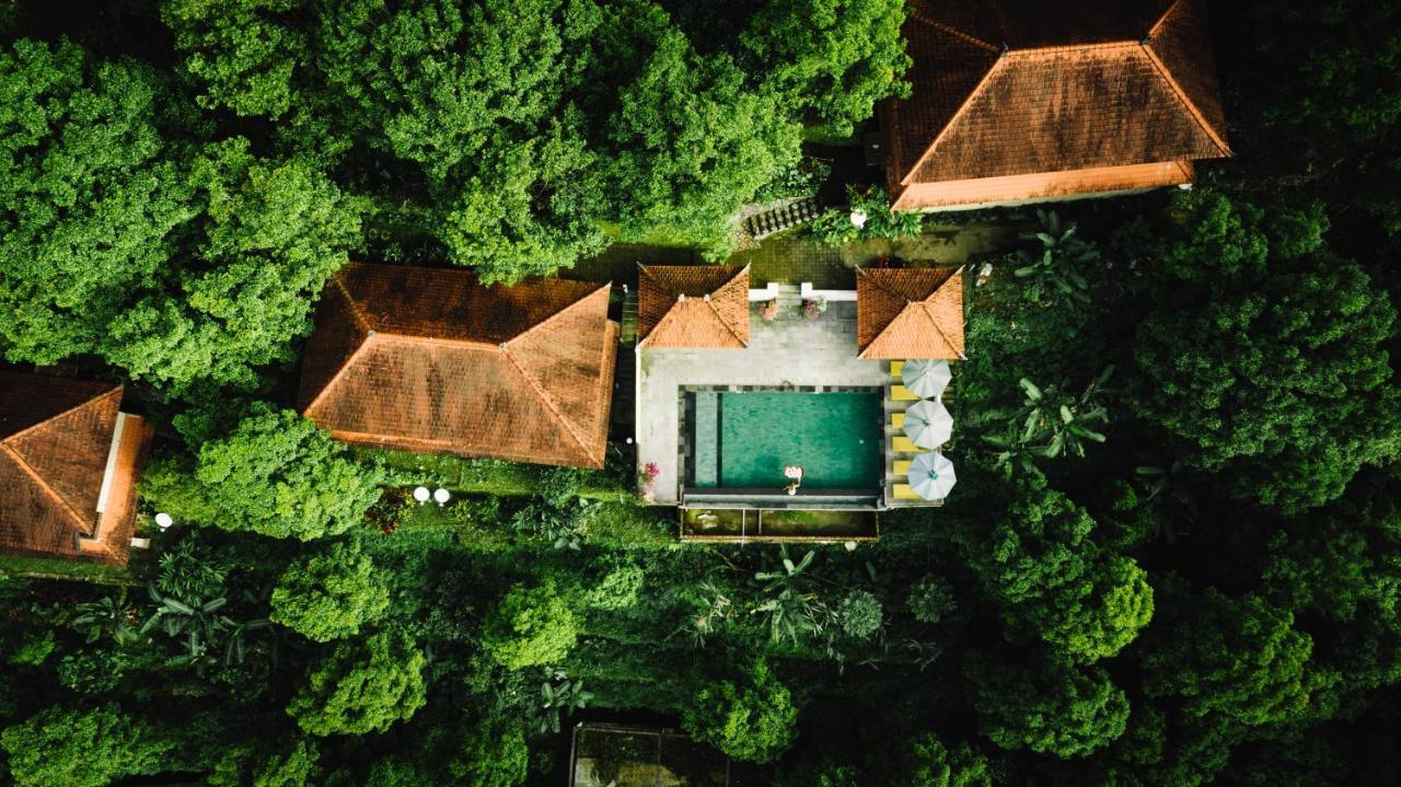 Munduk Sari Resort Exterior photo