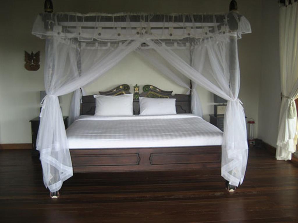 Munduk Sari Resort Exterior photo