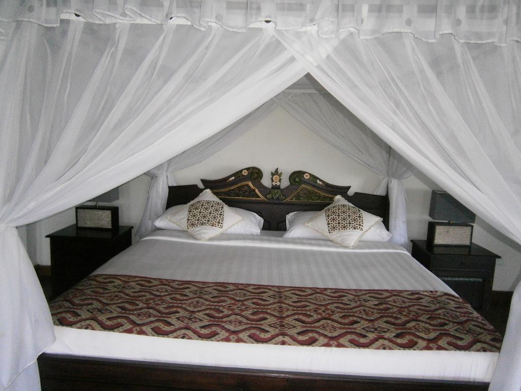 Munduk Sari Resort Exterior photo
